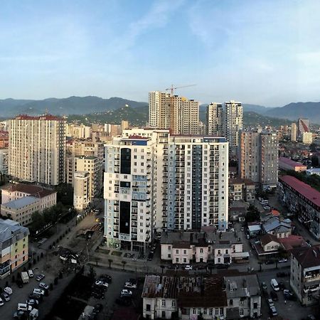 Удобные Апартаменты С Видом На Море Batum Dış mekan fotoğraf