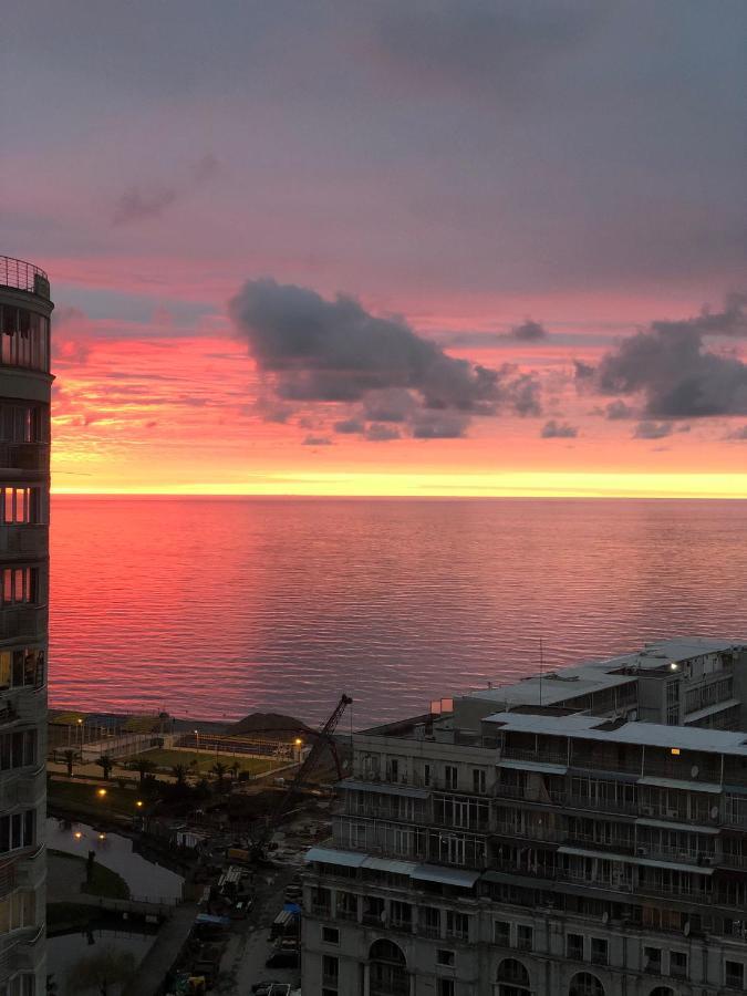 Удобные Апартаменты С Видом На Море Batum Dış mekan fotoğraf
